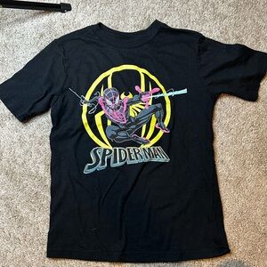 Kids Marvel Black and Yellow Graphic Tee
